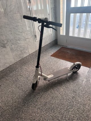 Patinete Eléctrico Xiaomi M365