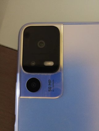 TCL 40 SE