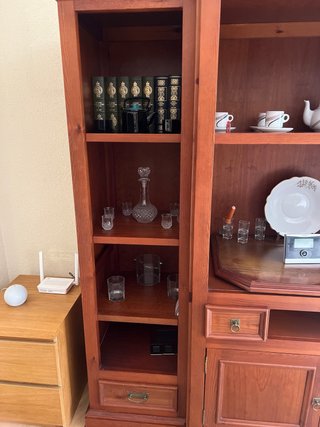 Mueble de salón de madera