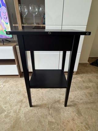 Mesita de noche o mesa auxiliar