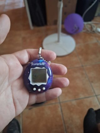 Tamagotchi Morado Galaxia