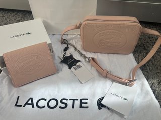 OPORTUNIDAD !! Bolso - Riñonera Lacoste piel rosa