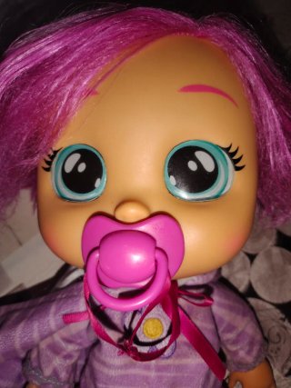 Muñeca bebe lloron Dressy coney
