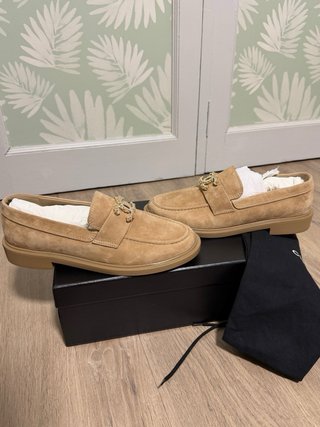 Mocasines Zapatos  Chanel Ante Beige y Dorado