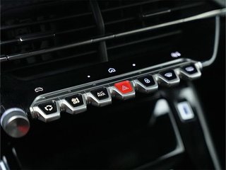 Peugeot 2008 1.2 145CV Allure  Hybrid eDCS6