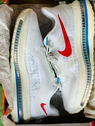 Nike ZoomX Zapatillas Running Blancas Talla 39