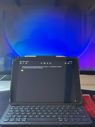 Logitech Slim Folio iPad 7/8/9 generación + Caja