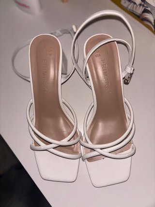 Tacones blancos tiras finas