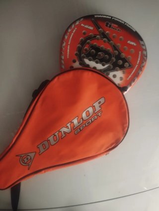 Pala de pádel Dunlop Titanium Power Frame
