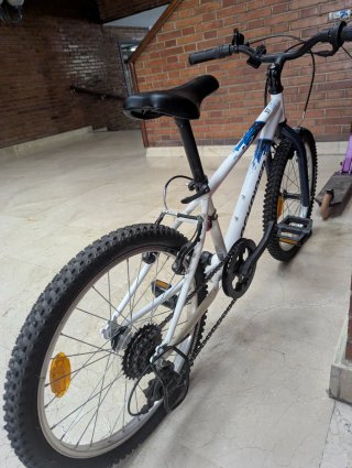 Bicicleta Rockrider ST 120 Decathlon