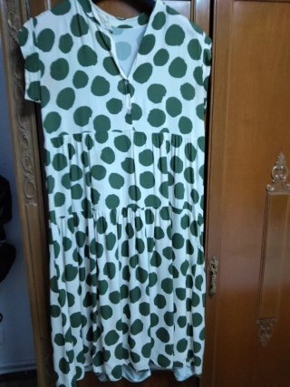 Vestido lunares verde y blanco