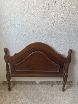 Cabecero de madera para dormitorio