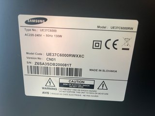 TV Samsung 37 Negra