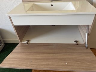 Mueble de baño 81cm con lavabo cerámico y espejo