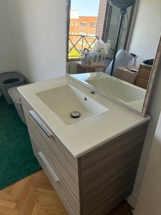 Mueble de baño 81cm con lavabo cerámico y espejo