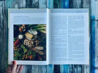 Sainsburys Vegetarian Cooking 1990 Carole Handslip