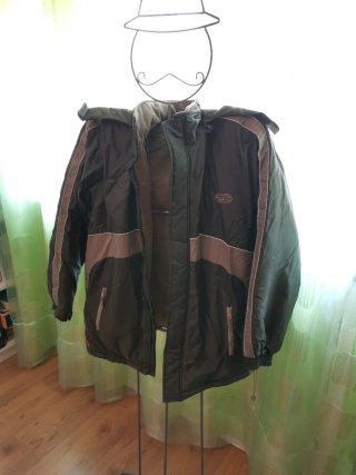 Chaquetón MAYORAL con capucha