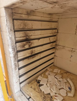 Horno de cerámica industrial .