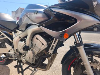 Yamaha FZ6 Sportbike