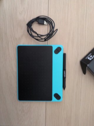 Tableta Gráfica Wacom Intuos Draw