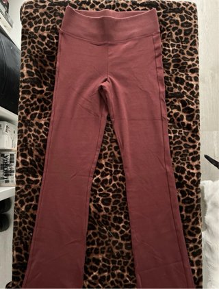 Mallas Campana Burdeos Pull&Bear