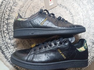 Adidas Stan Smith BAPE Negro Dorado