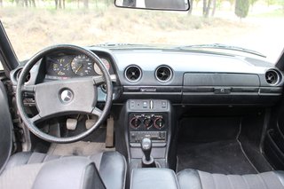 Mercedes-Benz W123 Clase E AÑO 1983 GASOLINA