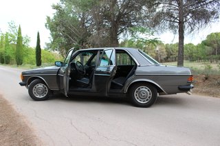 Mercedes-Benz W123 Clase E AÑO 1983 GASOLINA
