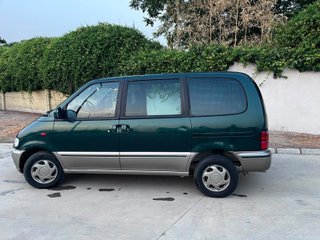 Nissan Serena 2.3 D 75 cv