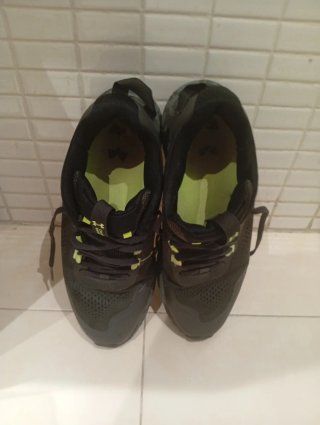 Zapatillas Under Armour Talla 43 Negras/Verdes