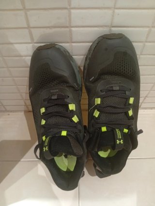 Zapatillas Under Armour Talla 43 Negras/Verdes