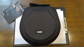 Estuche UDG Profesional Auriculares Negro
