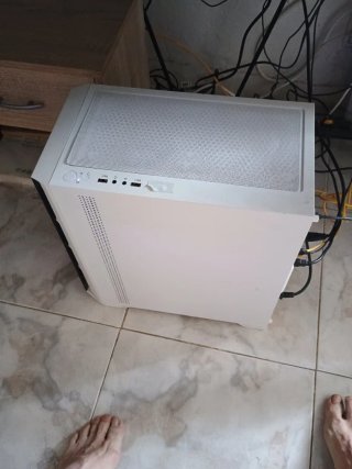 Torre PC Gaming con luces LED