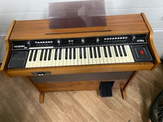 Órgano Electrónico FESMA. Modelo Granada