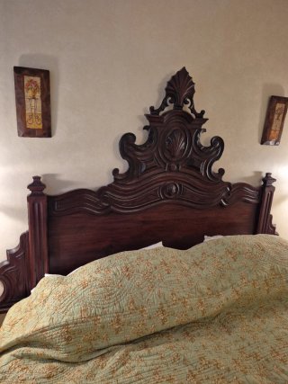 Cabecero de cama estilo Isabelino