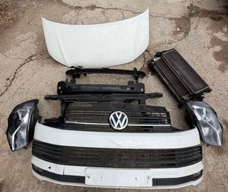 Frontal Volkswagen Multivan T6 2016