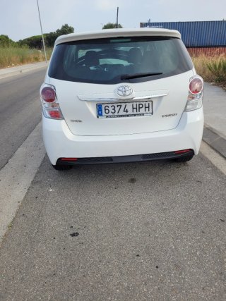 toyota  verso 130 advance 2013