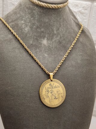 Medalla Los Yakis Acero Quirúrgico Chapado Oro