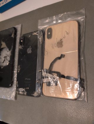iPhone XS Max per parti