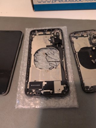 iPhone XS Max per parti