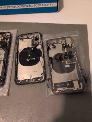 iPhone XS Max per parti