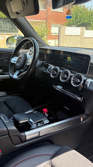 Mercedes-Benz GLB 220d AMG 4matic