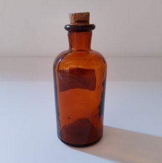 Bote de farmacia antiguo 13 cm. con etiqueta