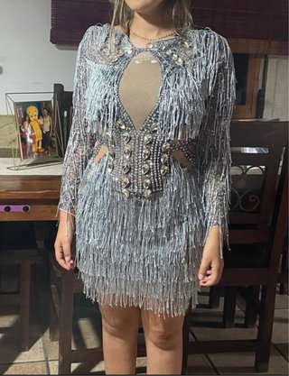 Vestido fiesta lentejuelas plateado
