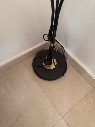 Lámpara de pie Ikea 3 tulipas