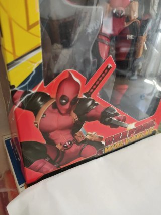 Action Figure Deadpool 18cm (Ispirato a Deadpool