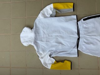 Conjunto Deportivo Nike Blanco y Amarillo