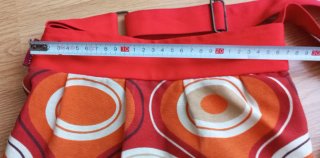 Bolso estampado naranja y rojo