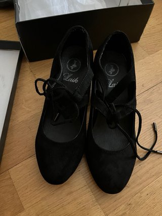 Zapatos Flamenco Ante Negros con Cordones
