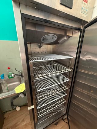 Nevera Congelador Vertical Atosa para hostelería